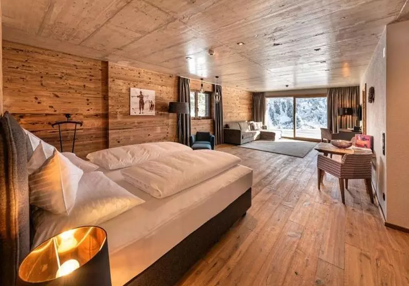 Aamiaismajoitus (B&B) Skilodge Oberlech