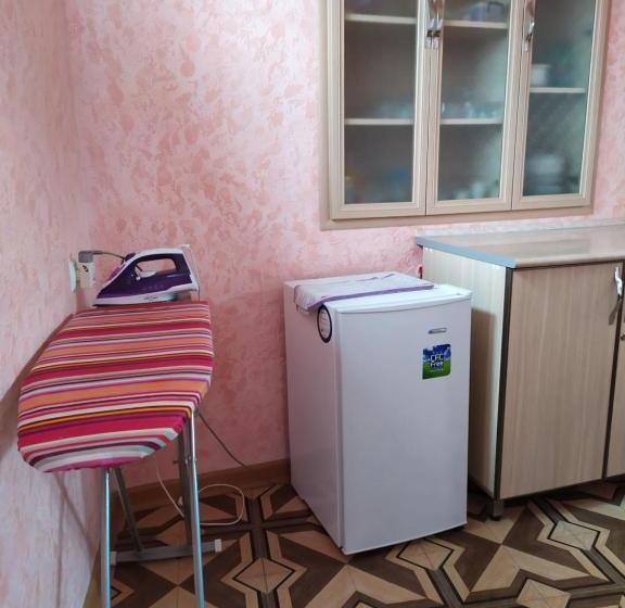 Alex Hotel In Shinuhayr