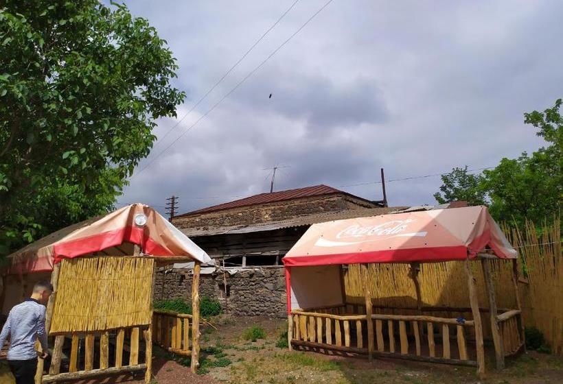 Alex Hotel In Shinuhayr