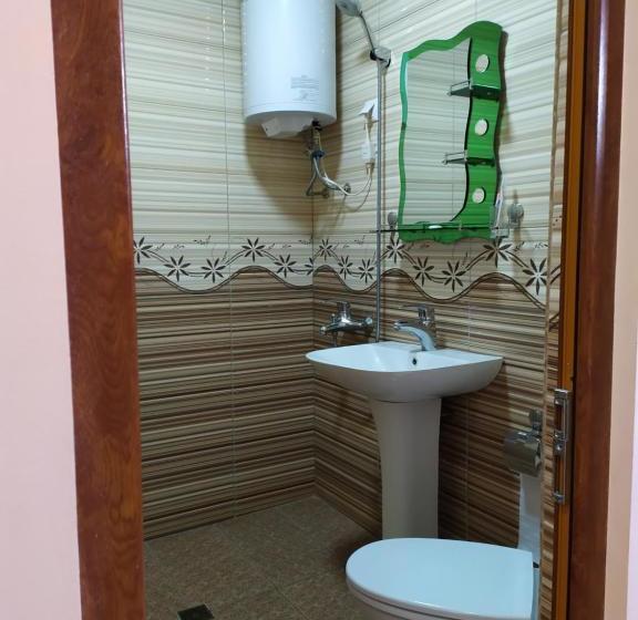 Alex Hotel In Shinuhayr