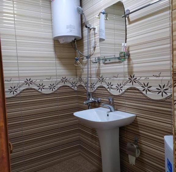 Alex Hotel In Shinuhayr