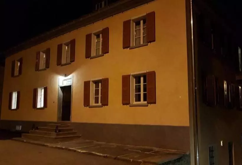 ホテル Bnb Ai Cav Calanca