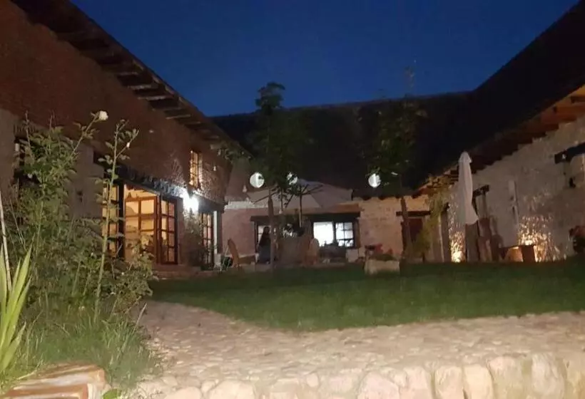 Hotelli Casa Thea Cheile Nerei
