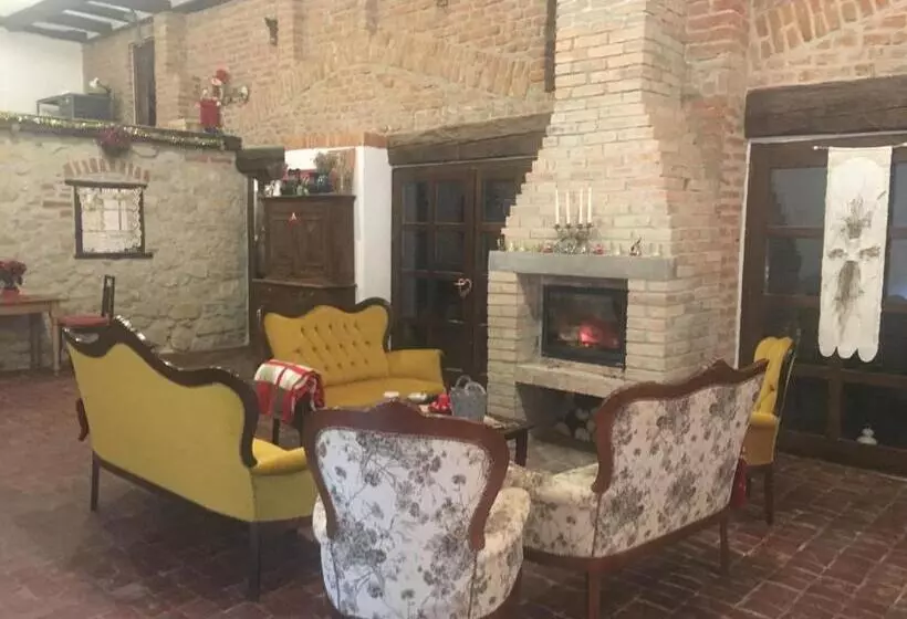 Hotelli Casa Thea Cheile Nerei