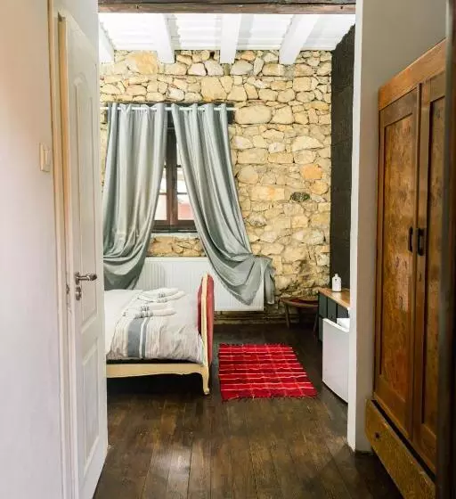 Hotelli Casa Thea Cheile Nerei