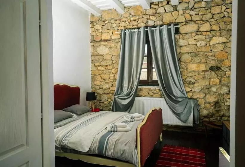 Hotelli Casa Thea Cheile Nerei