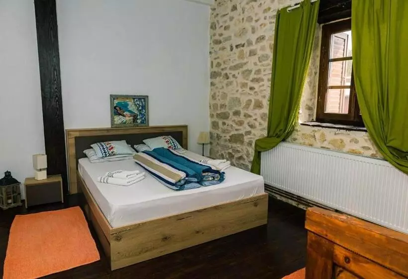 Hotelli Casa Thea Cheile Nerei
