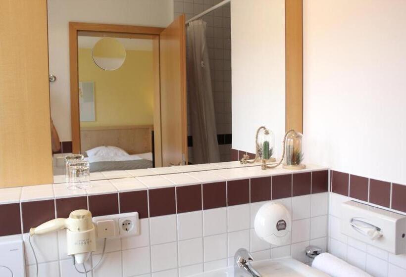 Отель Landgasthof Wildwasser