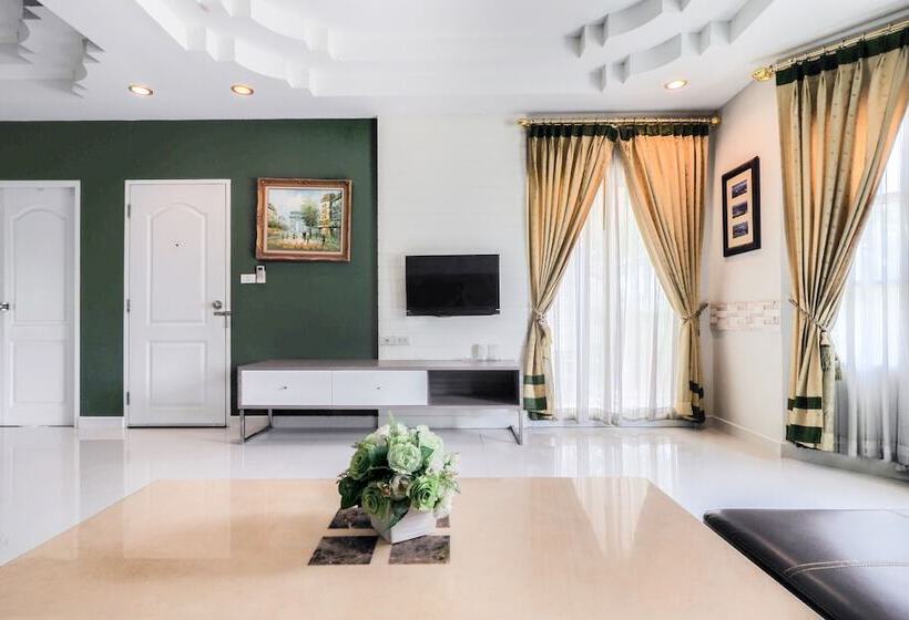 בית מלון כפרי Oyo 926 Sydney Resort