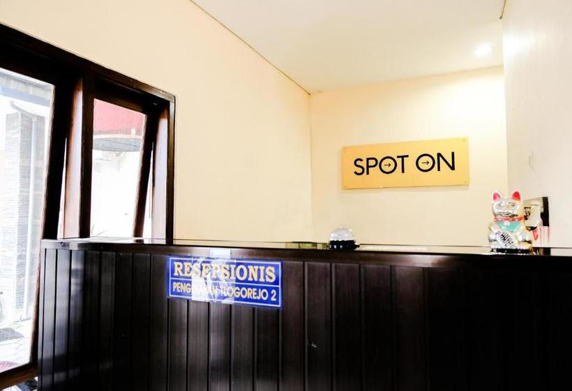 Spot On 2448 Hotel Tlogorejo 2
