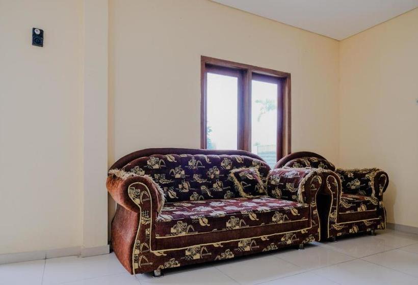 Spot On 2448 Hotel Tlogorejo 2