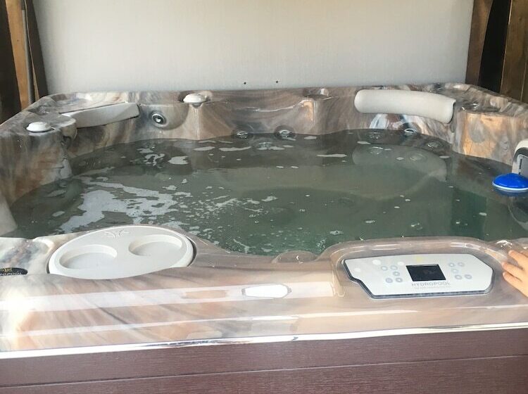 Jemseg Lakeview Motel