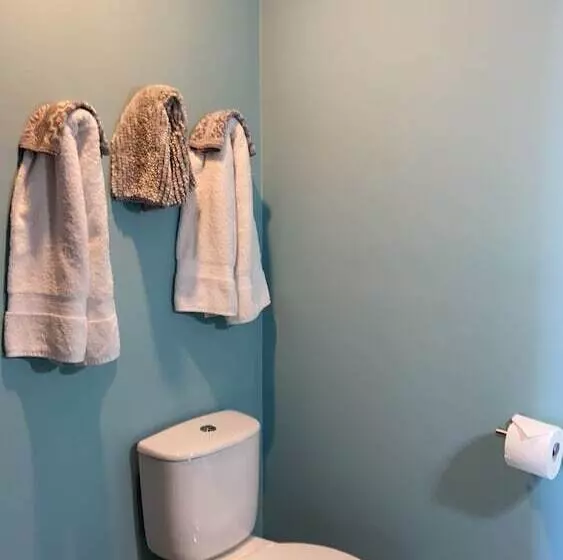 Jemseg Lakeview Motel