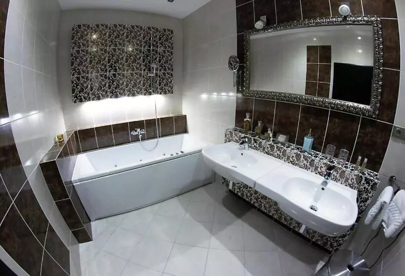 Majatalo Alnus Penzion