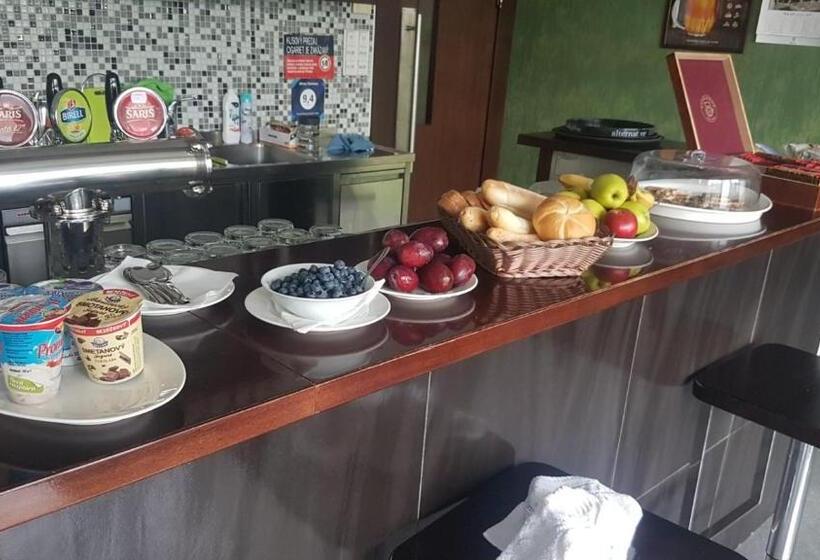 بنسيون Alnus Penzion