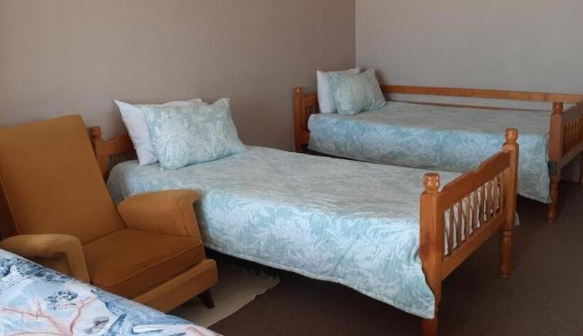 بنسيون Die Anker Guesthouse