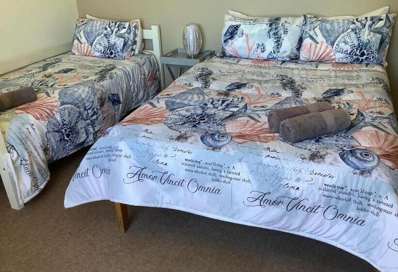 بنسيون Die Anker Guesthouse