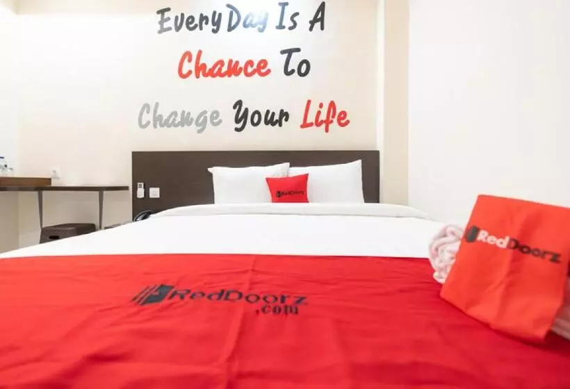 ペンション Reddoorz Plus At Harvest Inn Panakkukang