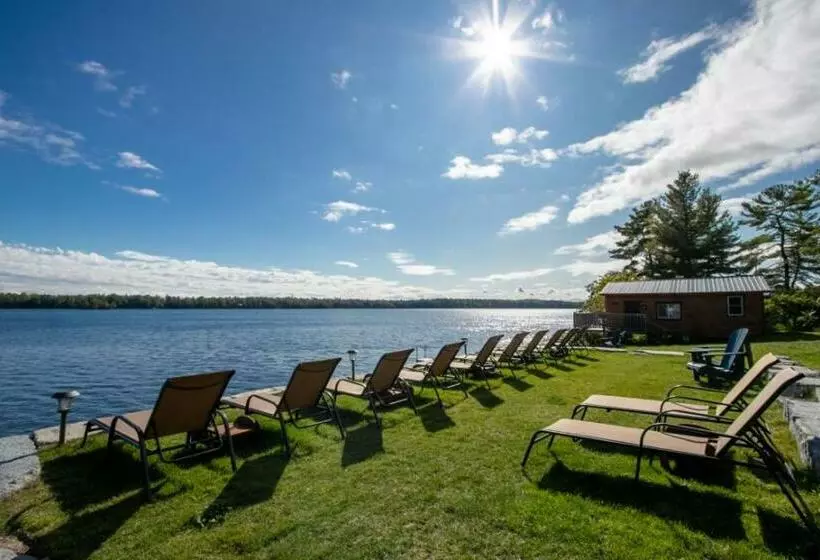 Lomakeskus The Trace At Oak Lake