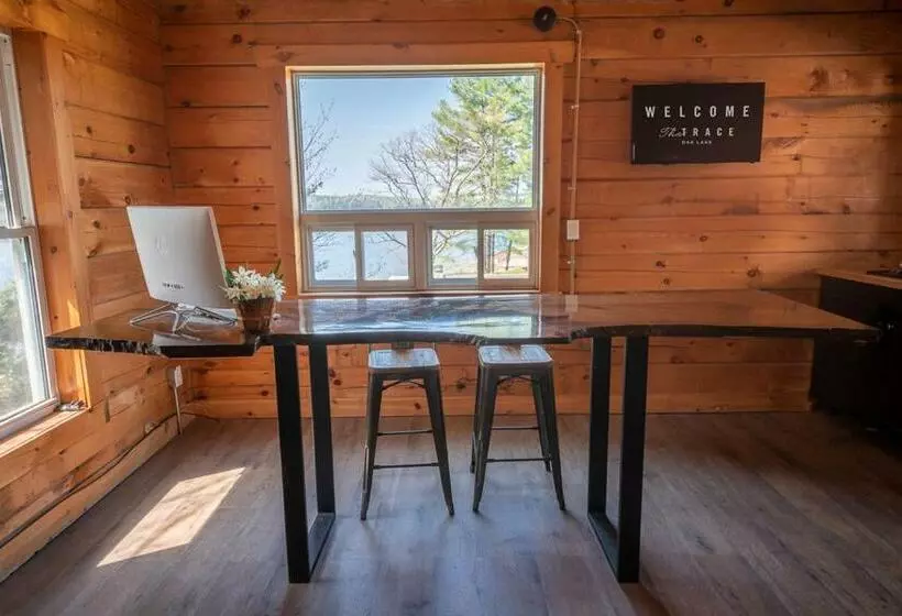 Lomakeskus The Trace At Oak Lake