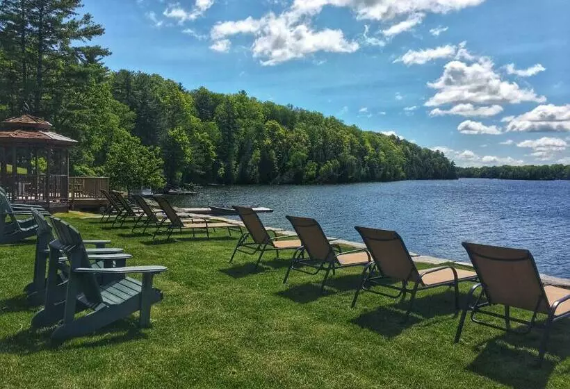 Lomakeskus The Trace At Oak Lake