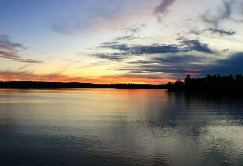 Lomakeskus The Trace At Oak Lake