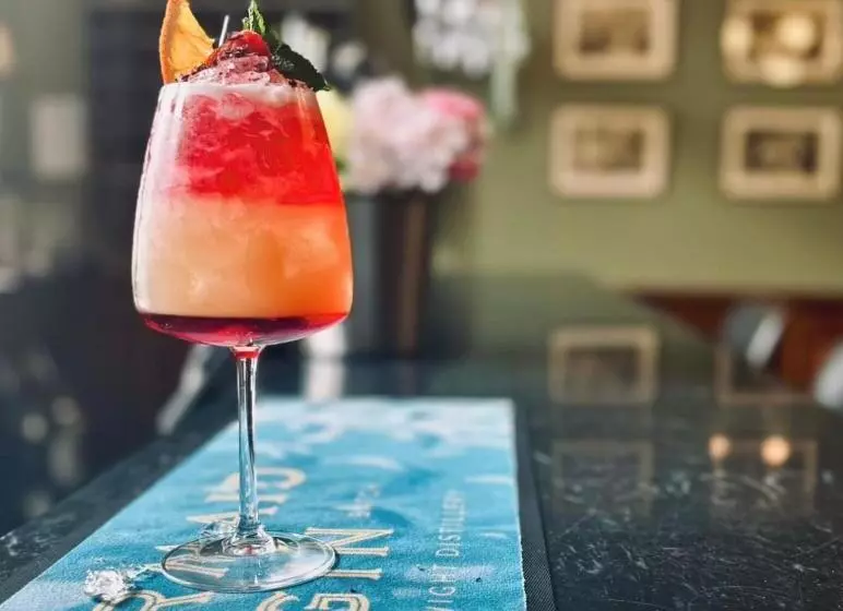 Orange Grove Hotel & Gardens