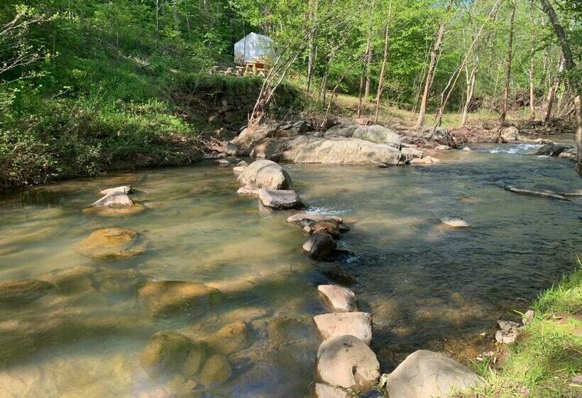 旅馆 Tentrr - Flowing Brook Signature Site