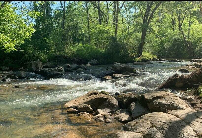 호스텔 Tentrr - Flowing Brook Signature Site