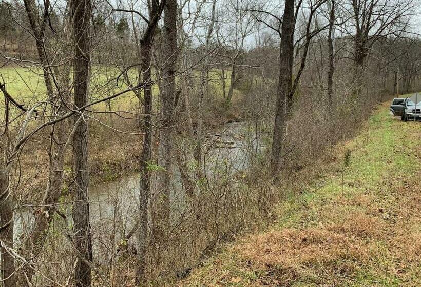 호스텔 Tentrr - Flowing Brook Signature Site