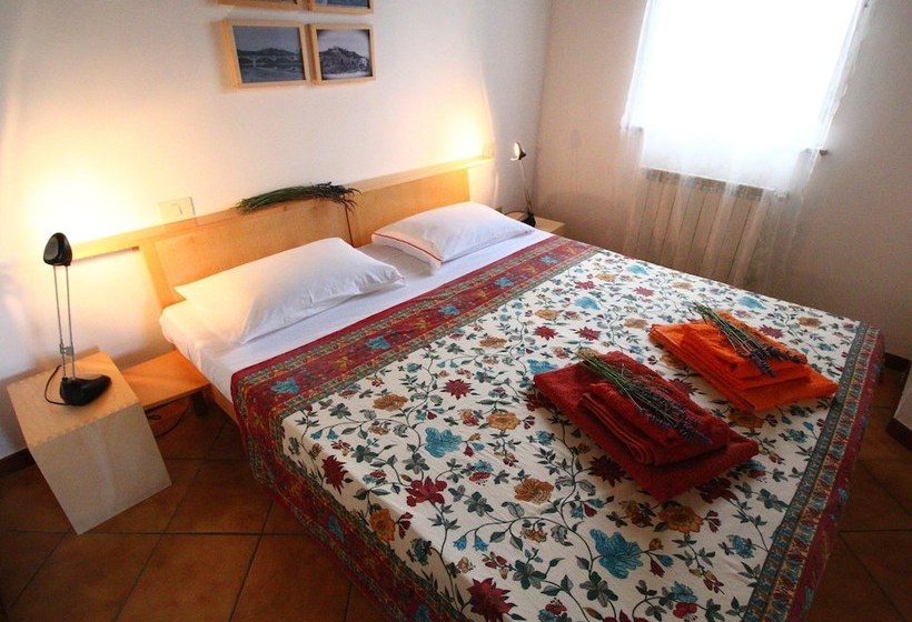 Apartment With Pool, Beautiful Surroundings