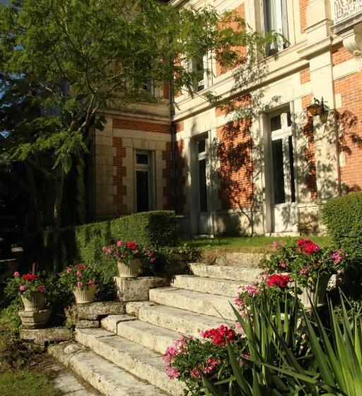 مبيت وإفطار Domaine De Champ Rose