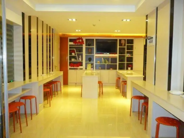 ホテル 7days Premium Chongqing Fengjie Kuizhou Avenue