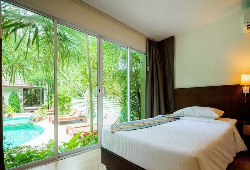 Hotelli Baan Klang Aow Beach Resort