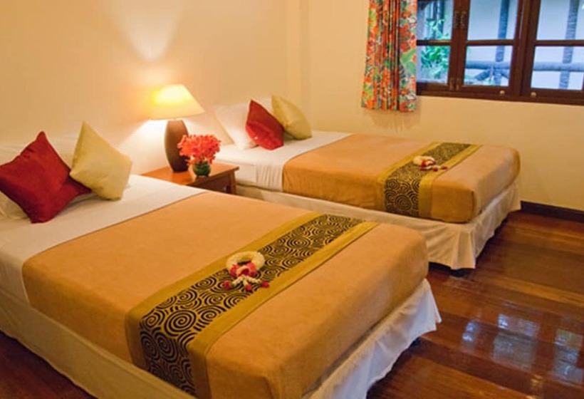 Hotell Baan Klang Aow Beach Resort