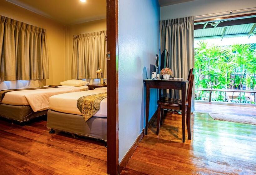 Hotell Baan Klang Aow Beach Resort