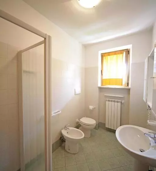 Hotelli Camping Garden Tourist