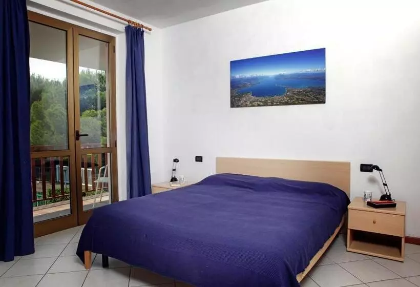 Hotelli Camping Garden Tourist