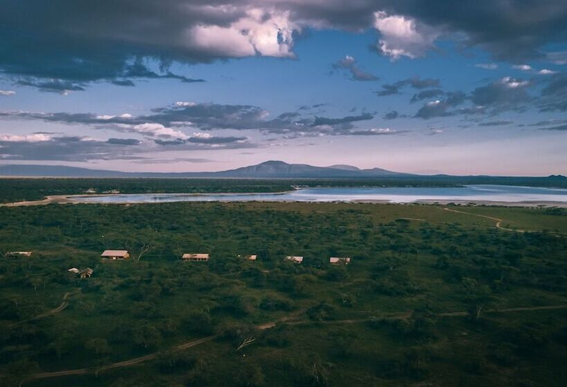 فندق Gnu Ndutu Camp