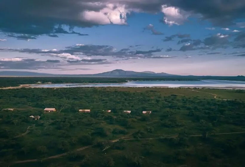 Hotel Gnu Ndutu Camp