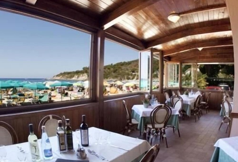 ホテル La Conchiglia