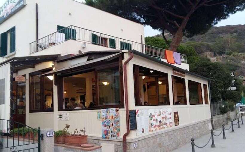 ホテル La Conchiglia