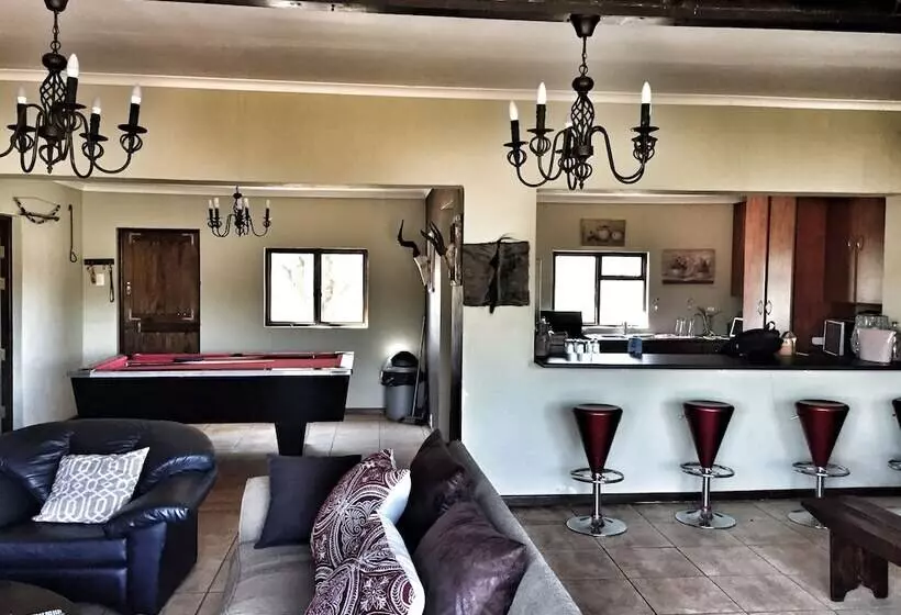 Hotelli Molo Molo Game Reserve