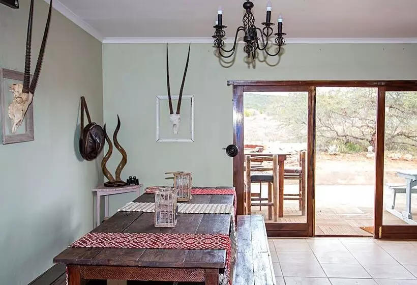 Hotelli Molo Molo Game Reserve