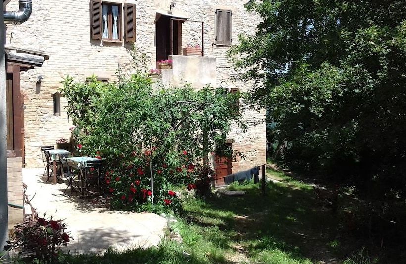 فندق ريفى Agriturismo Il Palmarone