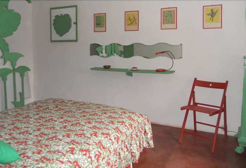 فندق ريفى Agriturismo Il Palmarone