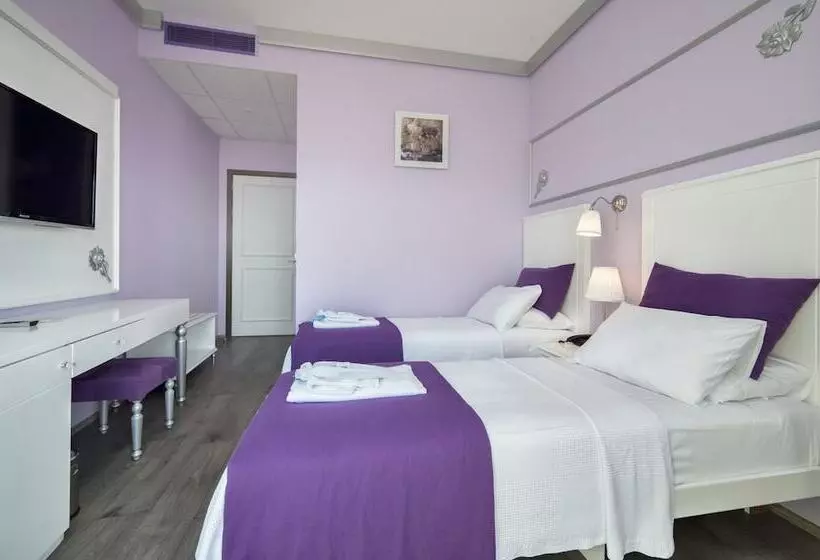 Hotelli Sanli Beach Resort