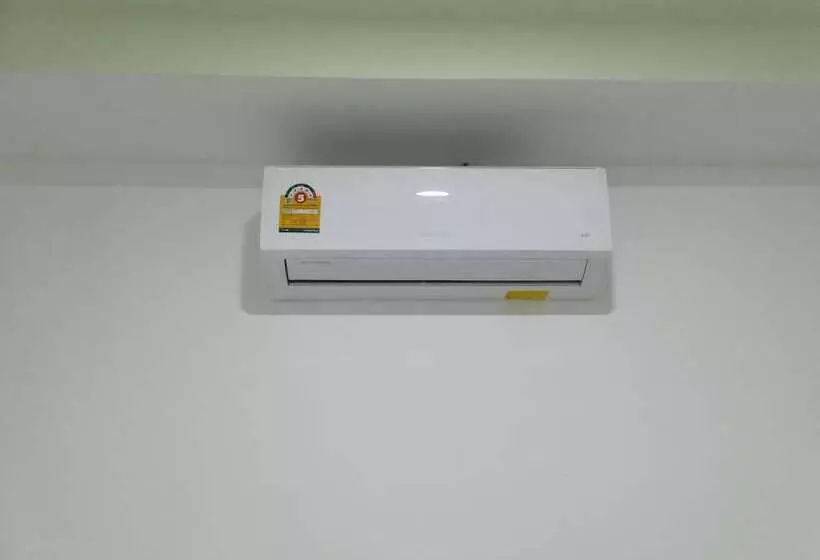 Hotelli Sroe Ground Homestay