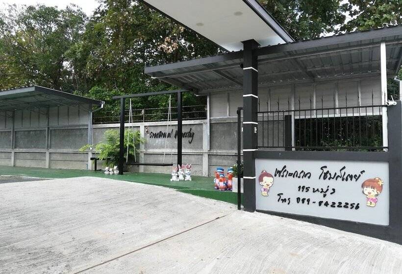 Szálloda Sroe Ground Homestay