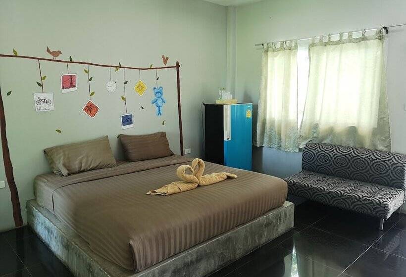 فندق The Palm Village